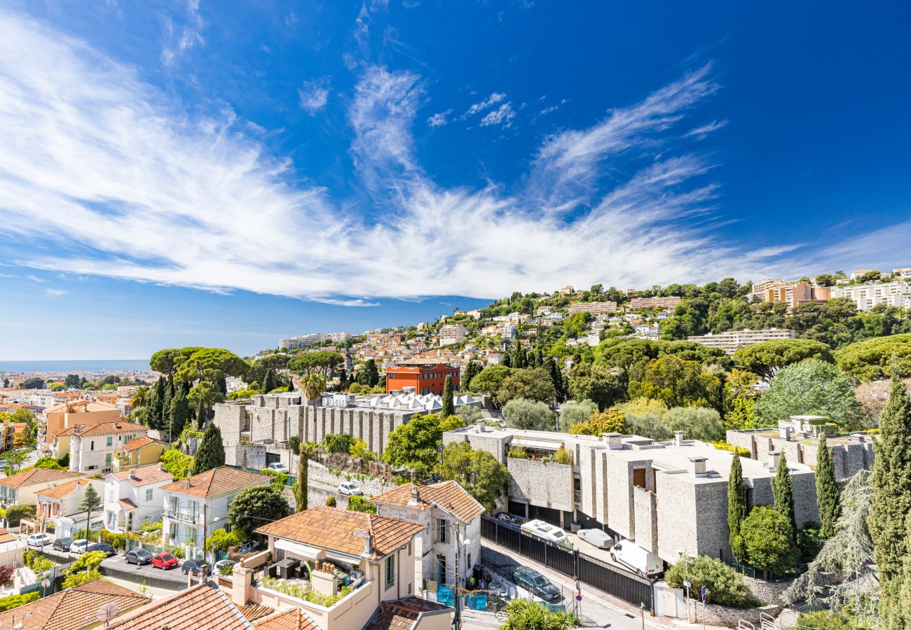 Studio à Nice - Vue Imprenable - Studio avec Garage