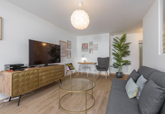 Appartement à Nice - Grand 3 Pièces Tout Neuf au Port Appartement à Nice - Grand 3 Pièces Tout Neuf au Port