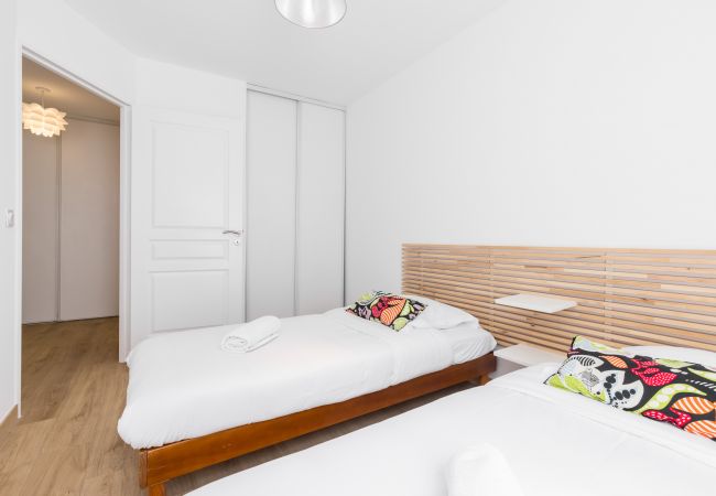 Appartement à Nice - Grand 3 Pièces Tout Neuf au Port Appartement à Nice - Grand 3 Pièces Tout Neuf au Port