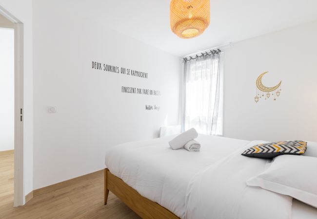 Appartement à Nice - Grand 3 Pièces Tout Neuf au Port Appartement à Nice - Grand 3 Pièces Tout Neuf au Port