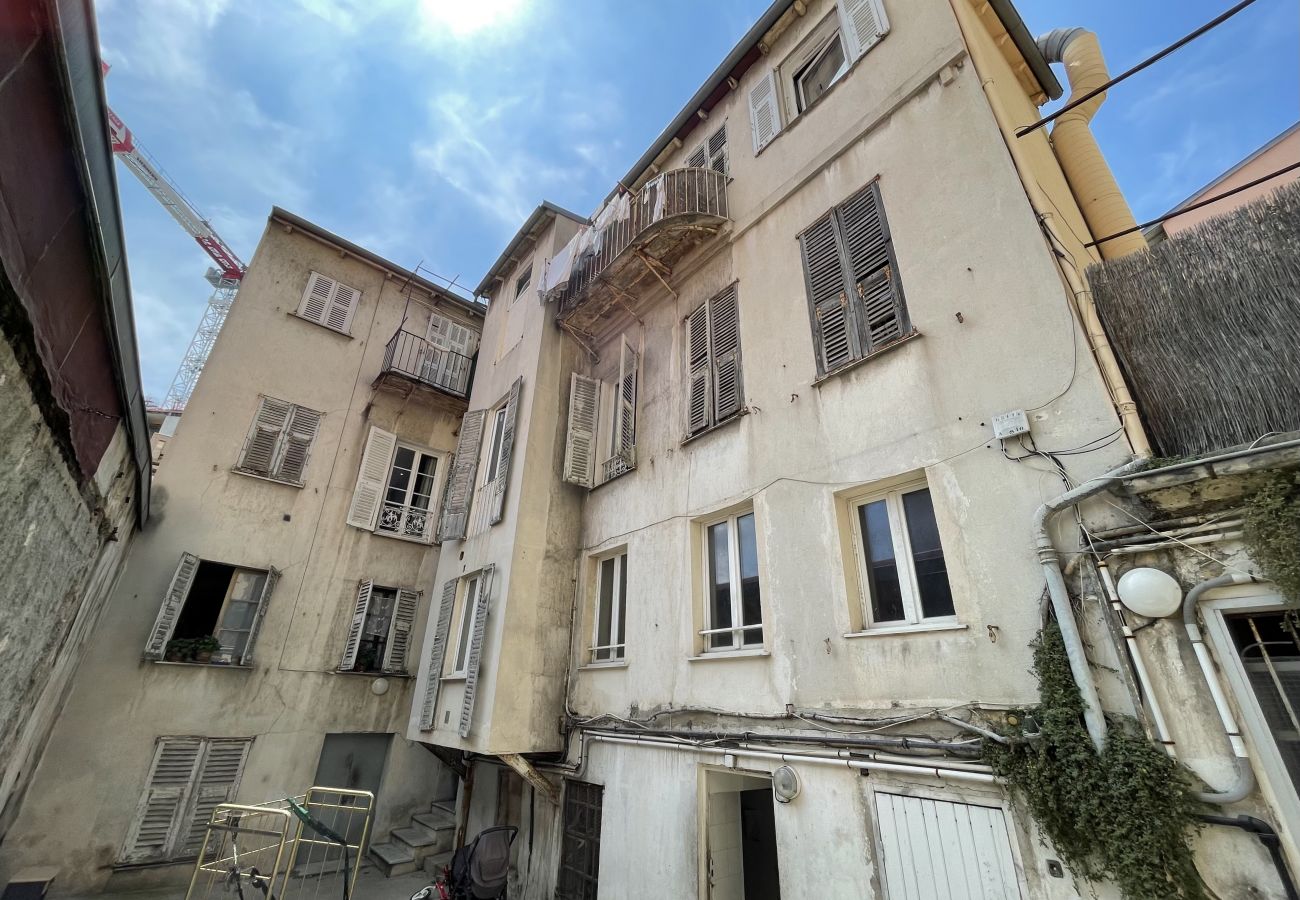 Appartement à Nice - Rue Masséna - 2 Pièces Ultra Central