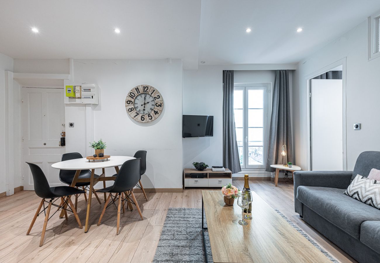 Appartement à Nice - Rue Masséna - 2 Pièces Ultra Central