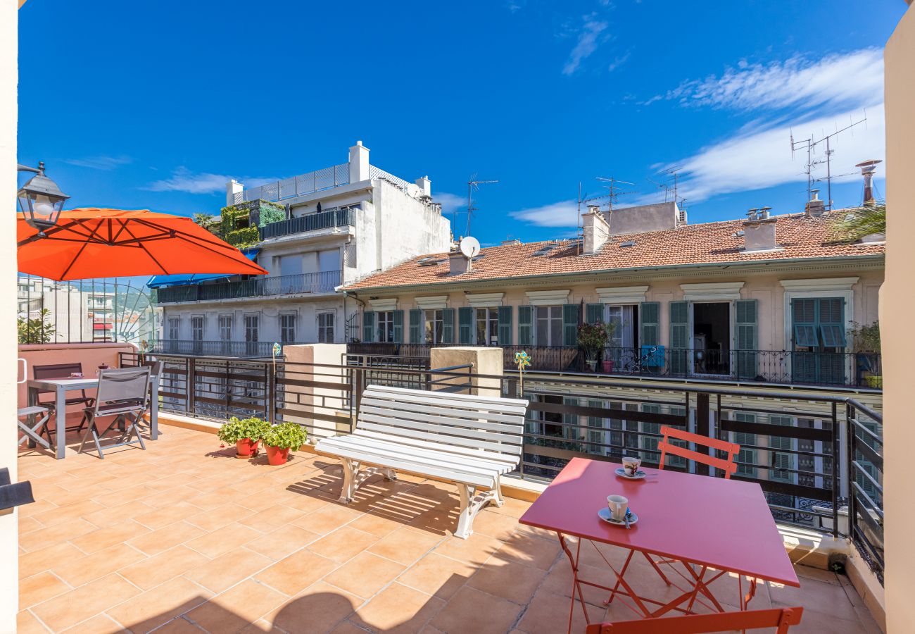 Studio à Nice - Terrasse Plein Ciel Studio Centre-Ville