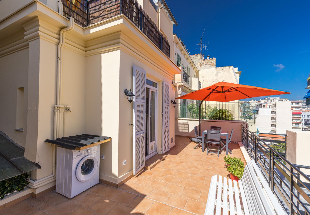 Studio à Nice - Terrasse Plein Ciel Studio Centre-Ville