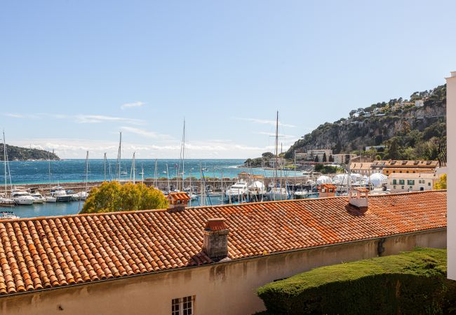 Appartement à Villefranche-sur-Mer - Vue Mer - A 100m du Port Extraordinaire 4 Pièces Appartement à Villefranche-sur-Mer - Vue Mer - A 100m du Port Extraordinaire 4 Pièces