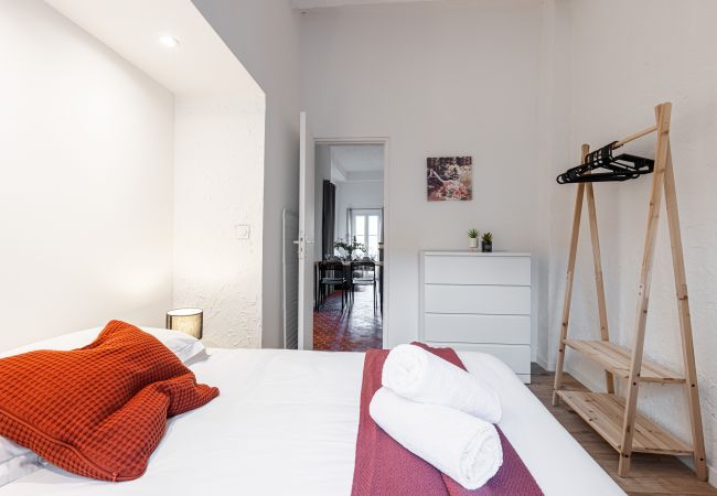 Appartement à Nice - Charmant 2 pièces quartier du Port Appartement à Nice - Charmant 2 pièces quartier du Port