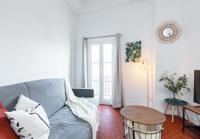 Appartement à Nice - Charmant 2 pièces quartier du Port Appartement à Nice - Charmant 2 pièces quartier du Port