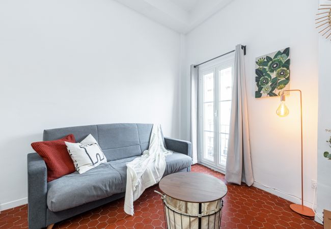 Appartement à Nice - Charmant 2 pièces quartier du Port Appartement à Nice - Charmant 2 pièces quartier du Port