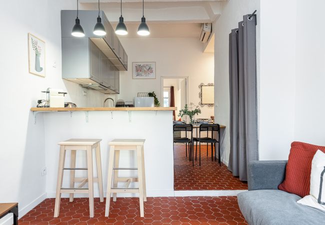 Appartement à Nice - Charmant 2 pièces quartier du Port Appartement à Nice - Charmant 2 pièces quartier du Port