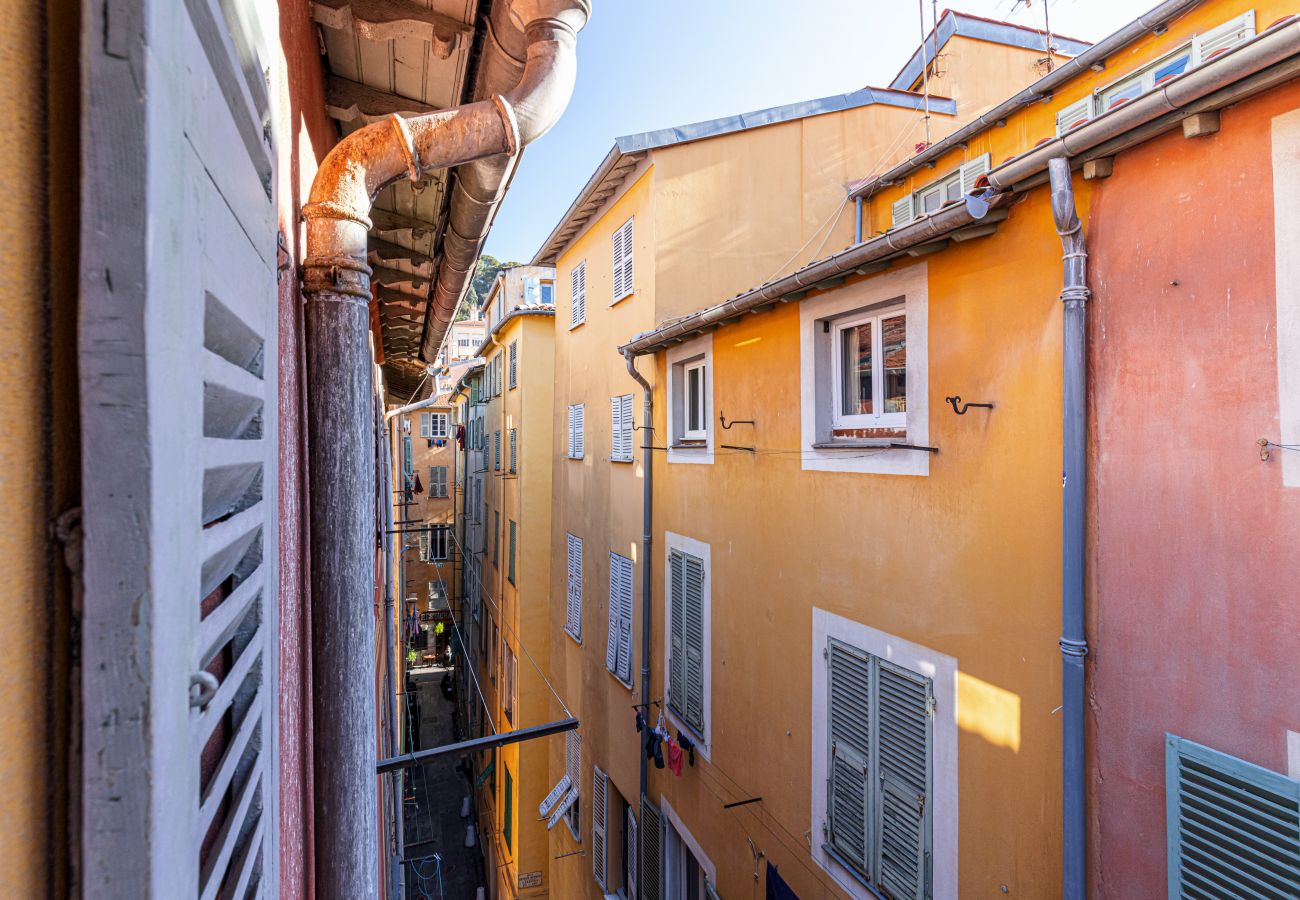 Appartement à Nice - Spacieux 3 Pièces au coeur de la Vieille Ville