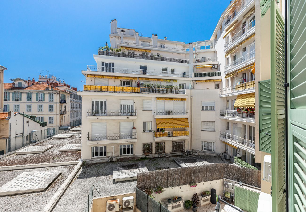 Appartement à Nice - Charmant 2 Pièces Plein Centre