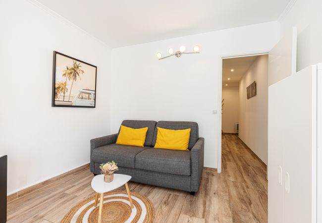 Appartement à Nice - 2 Pièces Large Terrasse Appartement à Nice - 2 Pièces Large Terrasse