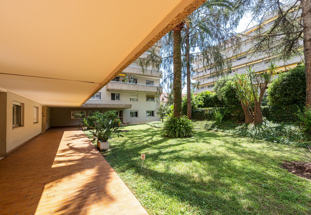 Appartement à Nice - 2 Pièces Large Terrasse