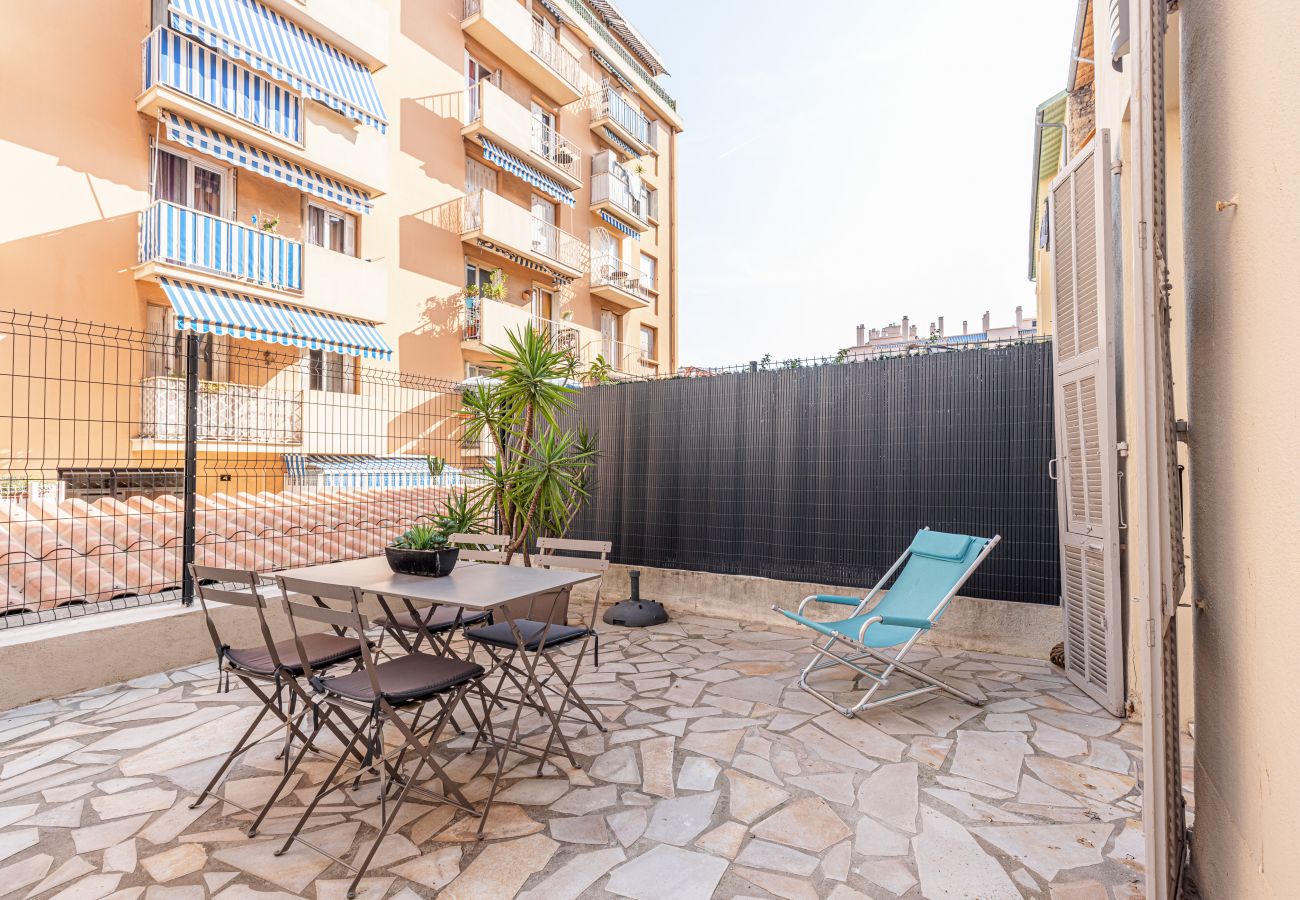 Appartement à Nice - Large Terrasse 2 Pièces proche Place Garibaldi