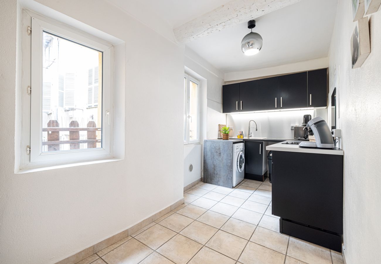 Appartement à Nice - 3 Pièces au Coeur de la Vieille Ville