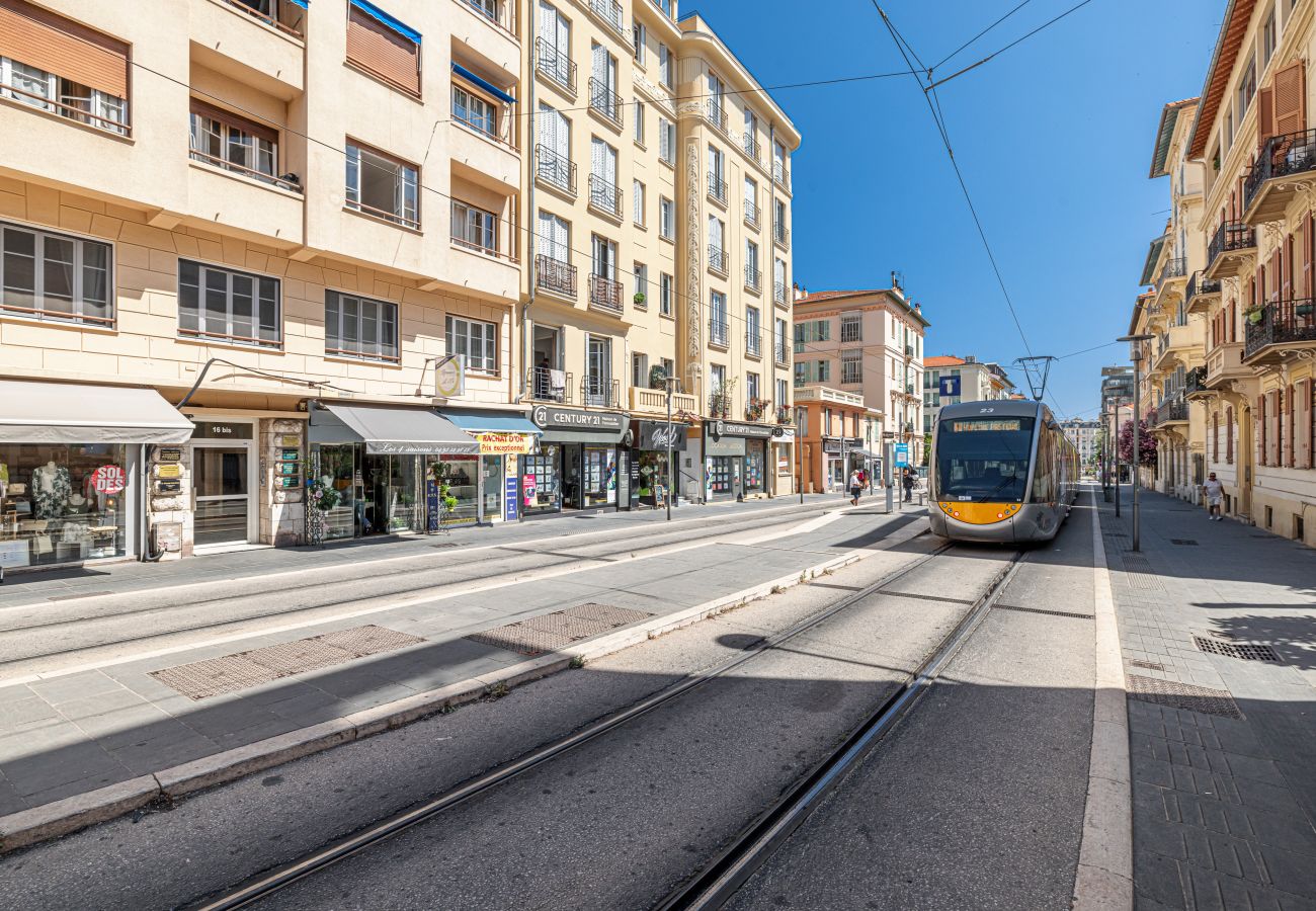 Appartement à Nice - Grand 2 Pièces quartier Borriglione