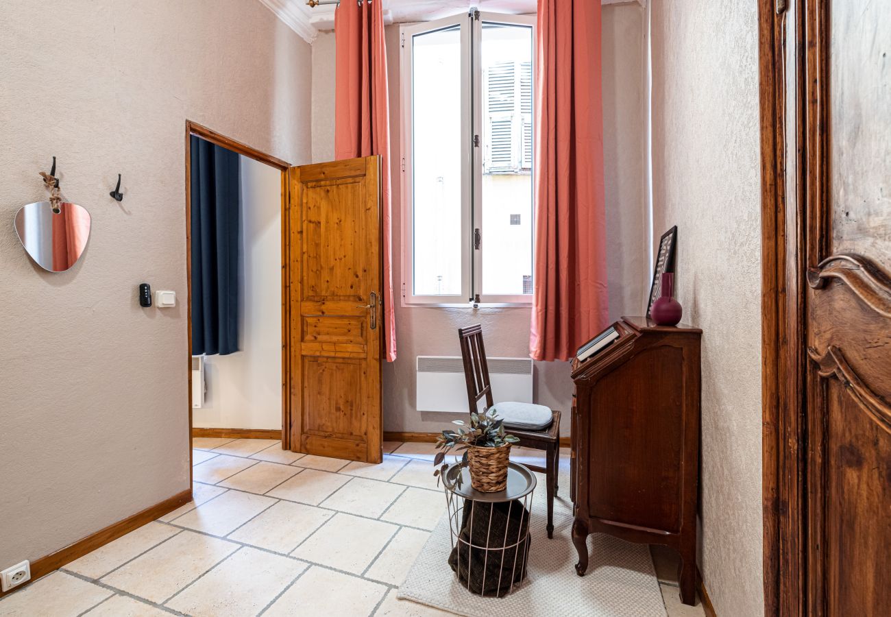 Appartement à Nice - 3 Pièces au Coeur du Vieux Nice