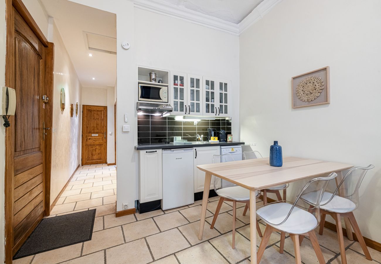 Appartement à Nice - 3 Pièces au Coeur du Vieux Nice