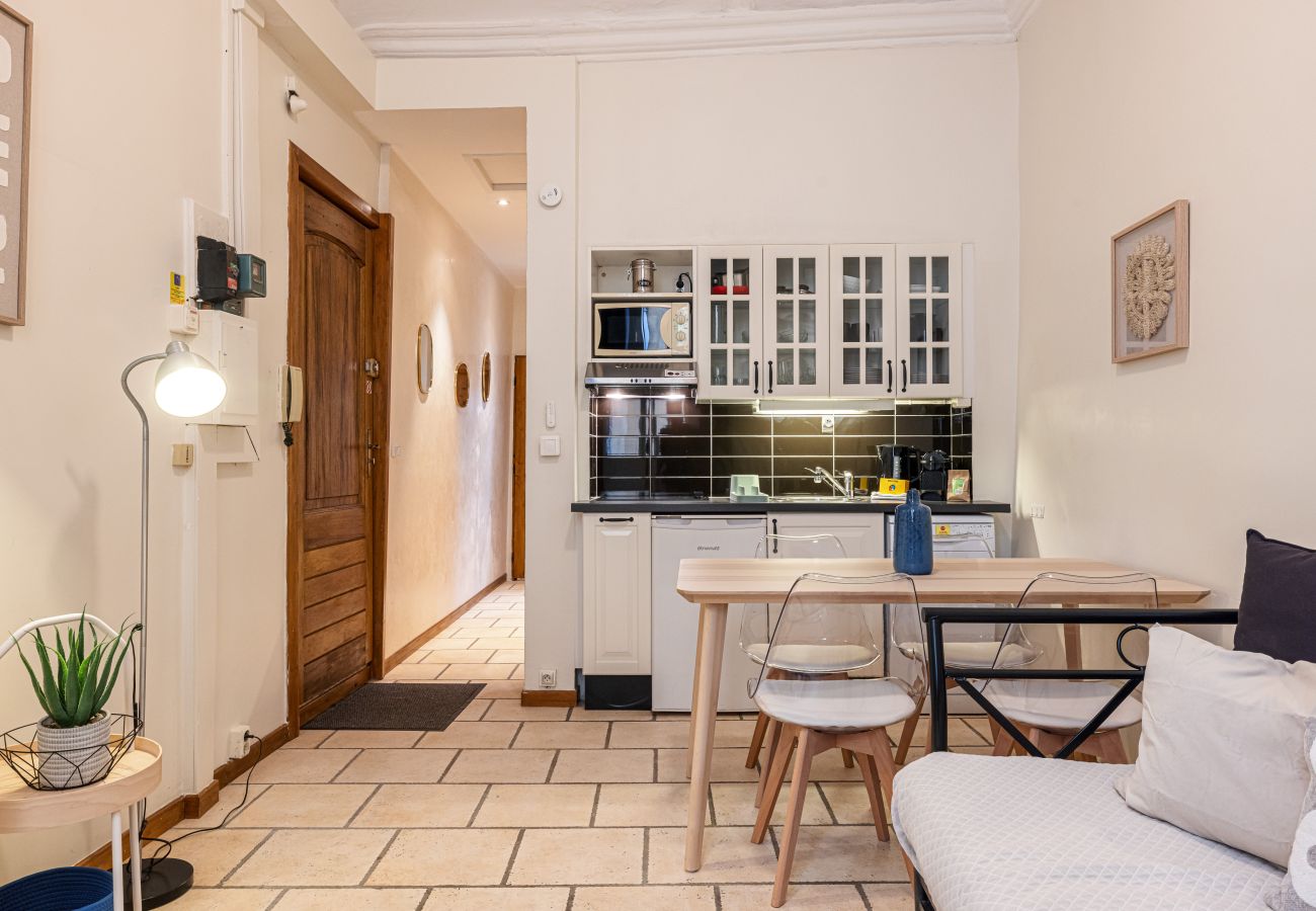 Appartement à Nice - 3 Pièces au Coeur du Vieux Nice