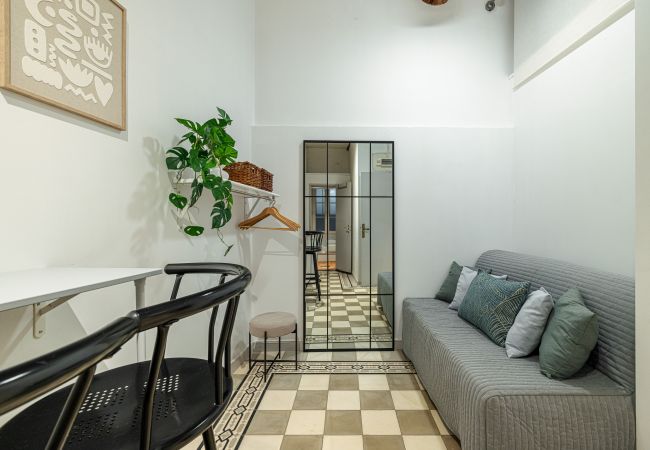 Appartement à Nice - 3 Pièces avec Studio Indépendant Vieux Nice Appartement à Nice - 3 Pièces avec Studio Indépendant Vieux Nice