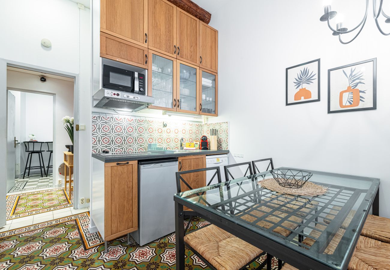 Appartement à Nice - 3 Pièces avec Studio Indépendant Vieux Nice