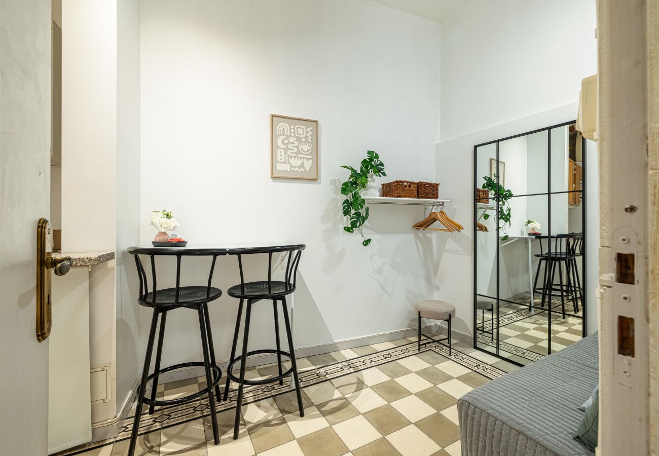 Appartement à Nice - 3 Pièces avec Studio Indépendant Vieux Nice