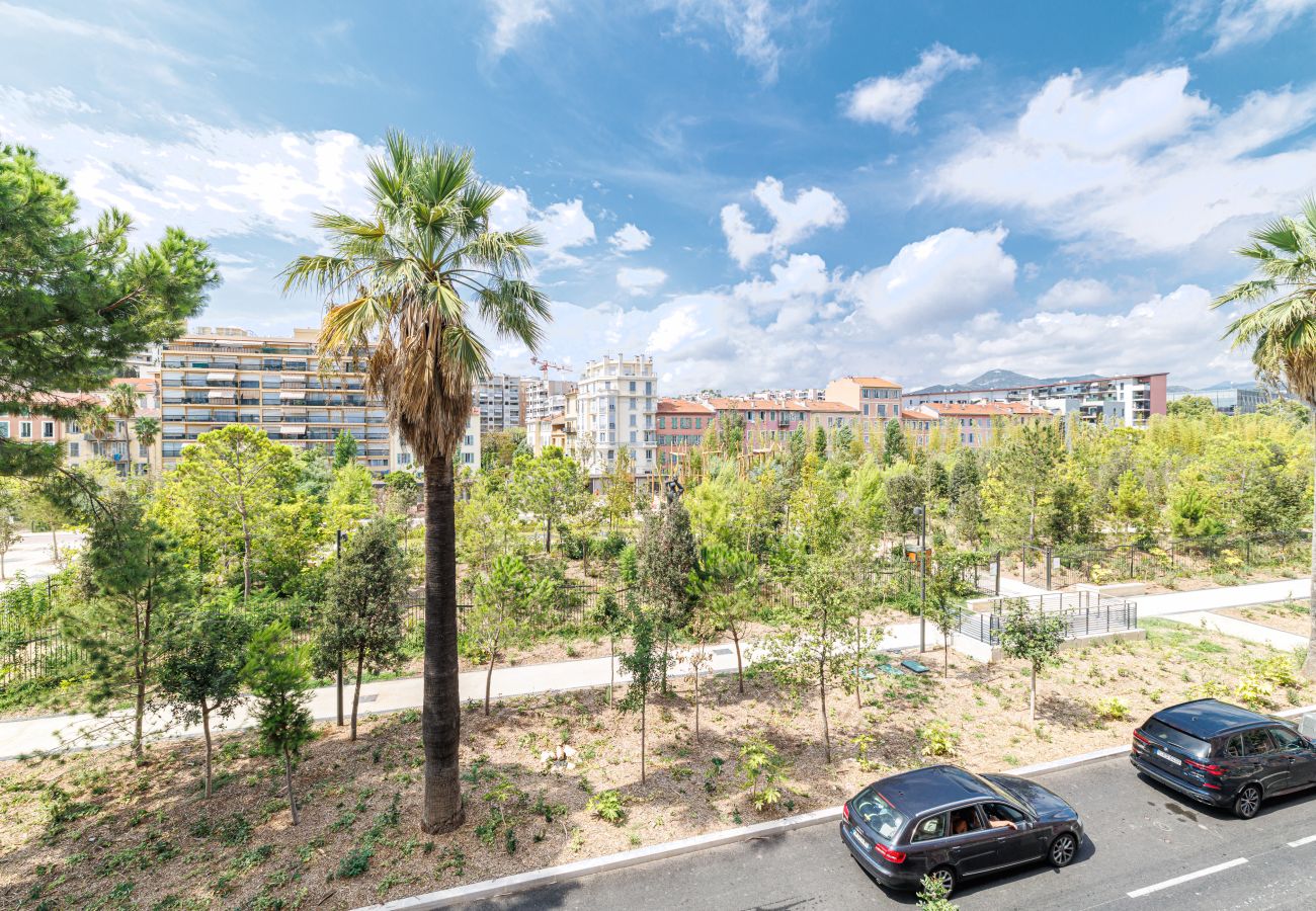 Appartement à Nice - Grand 3 pièces Central & Garage