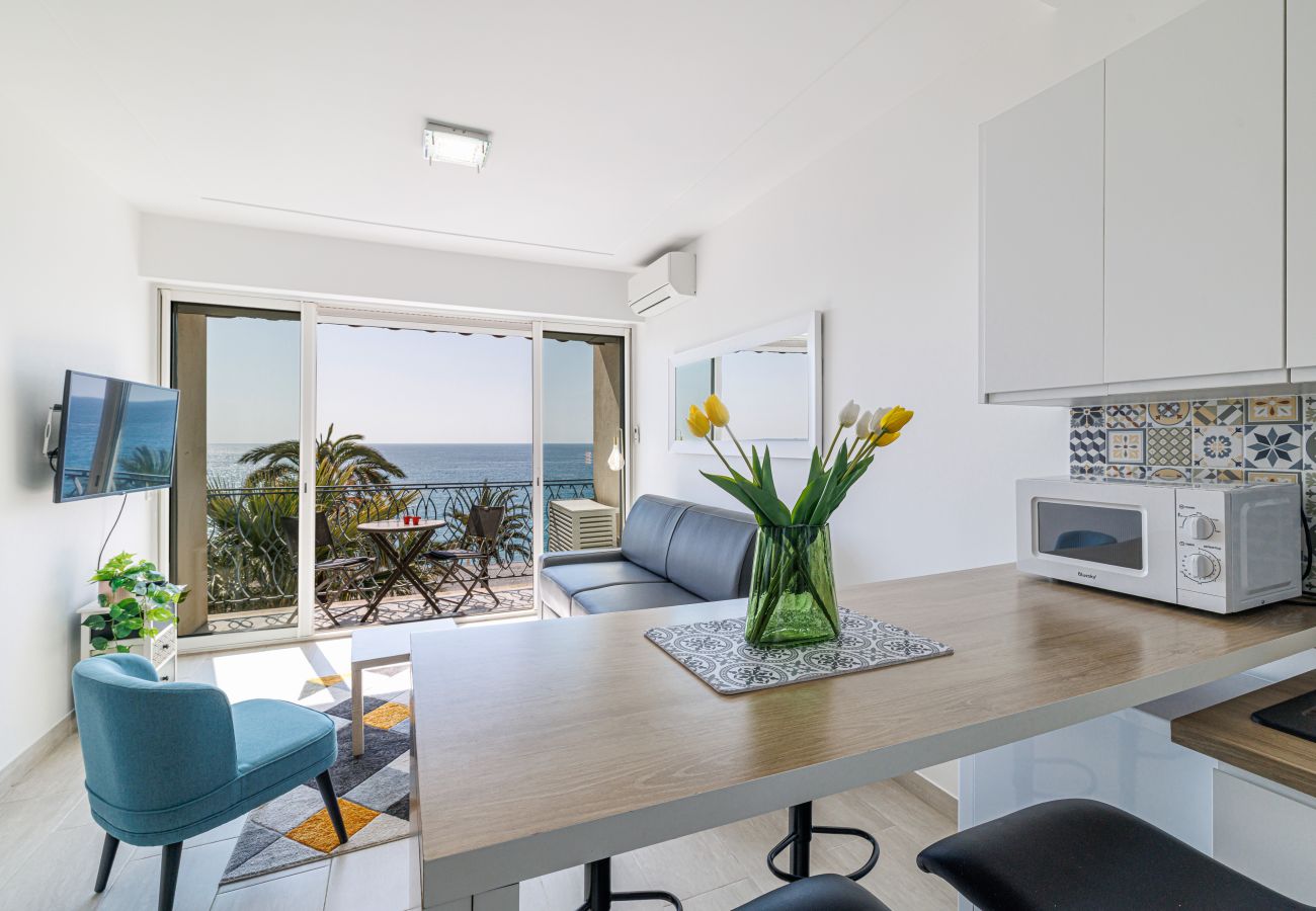 Studio à Nice - Vue Mer - Adorable Studio Promenade des Anglais