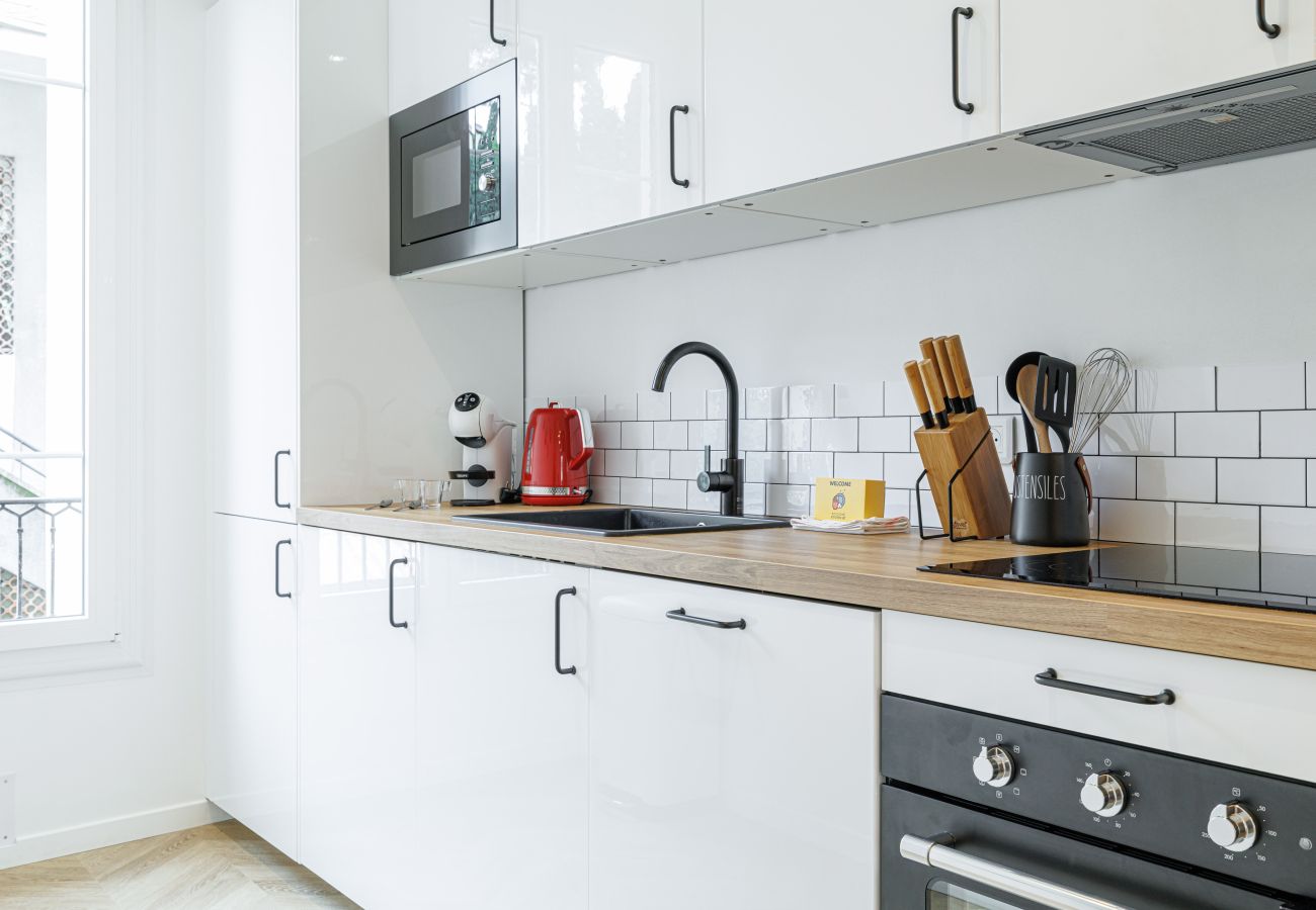 Appartement à Nice - Grand & Confortable 3 Pièces Rénové 