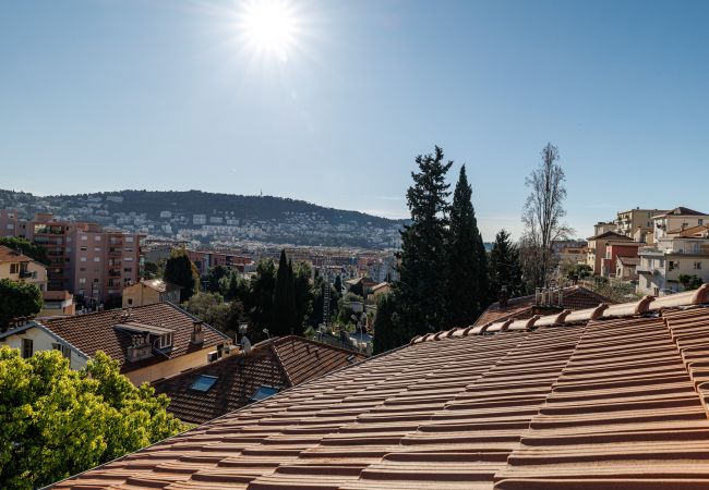  à Nice - Terrasse Vue Dégagée - Grand 3 Pièces au Calme