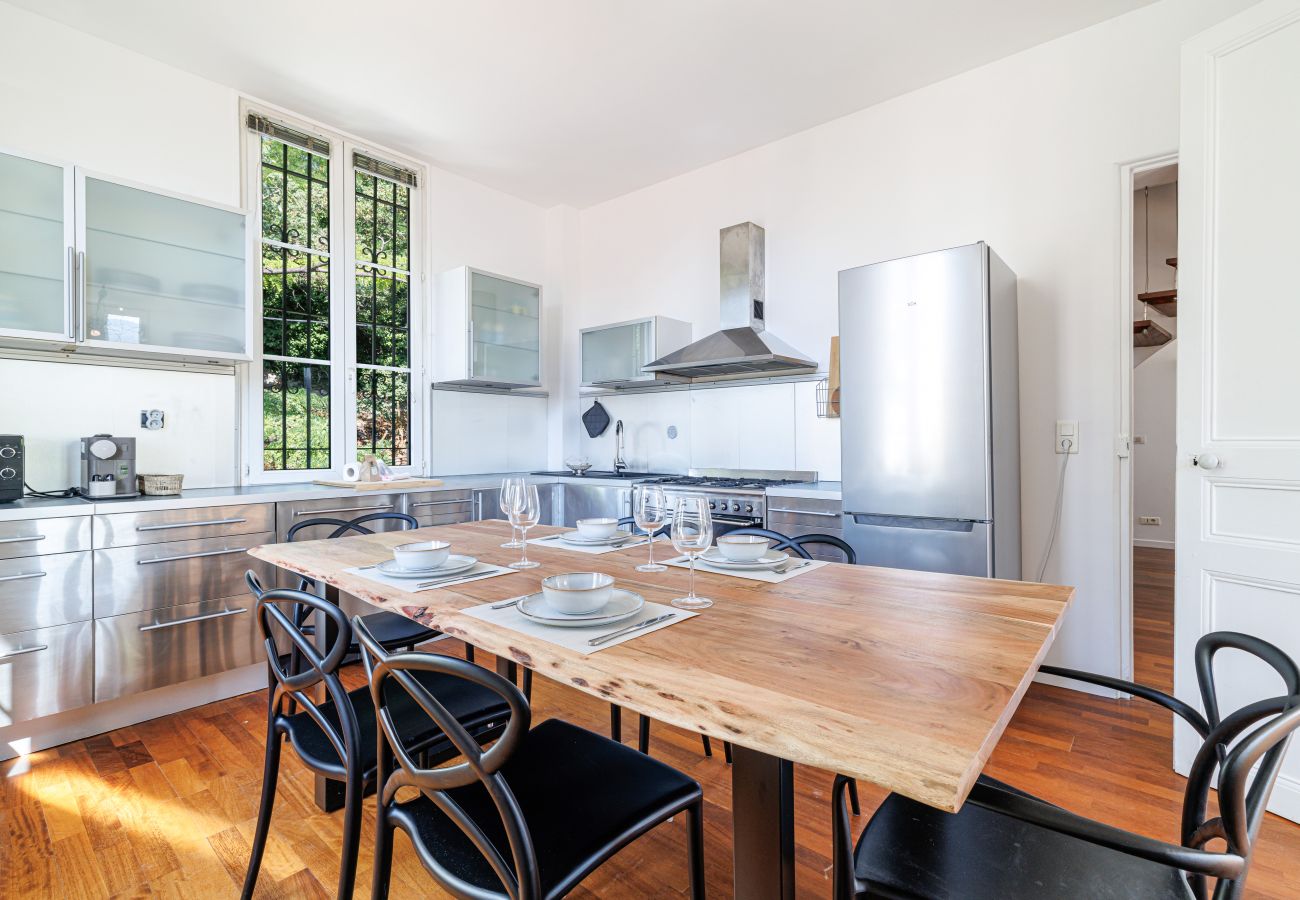 Appartement à Nice - Très Grand 2 Pièces Calme Vue Dégagée