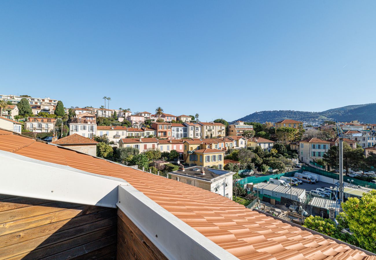 Appartement à Nice - Terrasse Vue Dégagée - Grand 2 Pièces au Calme