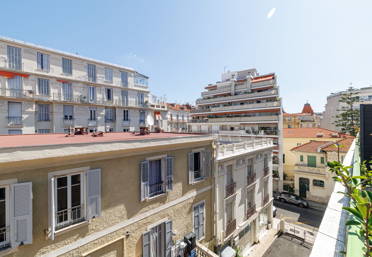 Appartement à Nice - Grande Terrasse Plein Ciel - 2 Pièces