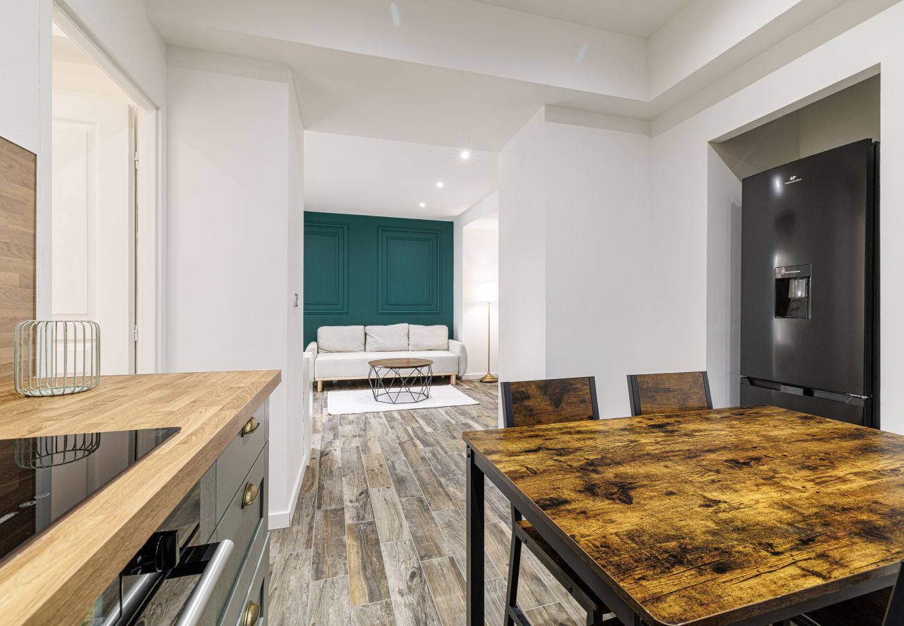 Appartement à Nice - Ultra Central Rue Masséna - 2 Pièces