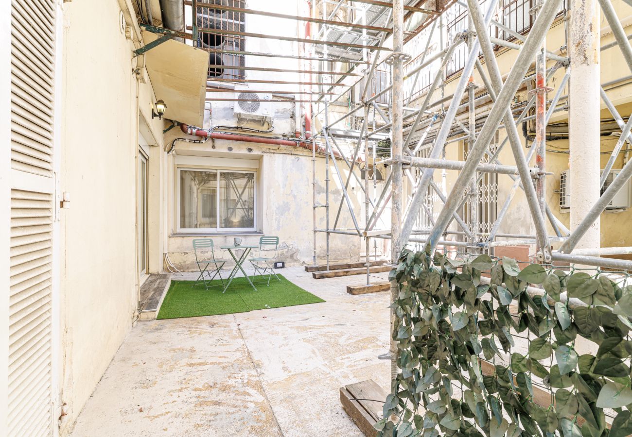 Appartement à Nice - Ultra Central Rue Masséna - 2 Pièces