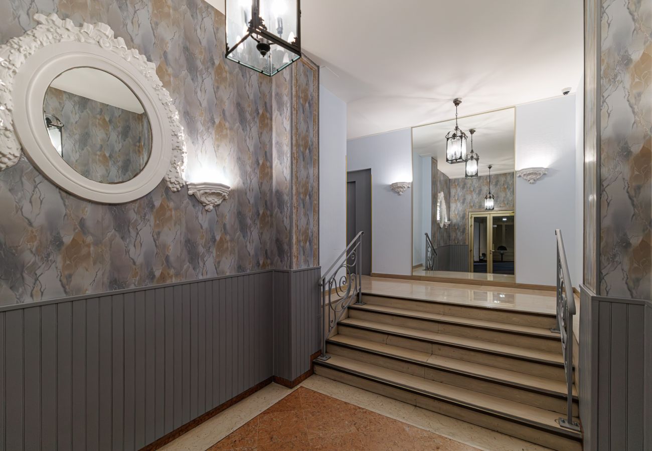 Appartement à Nice - 3 Pièces Ultra Centre - Clim & Balcon