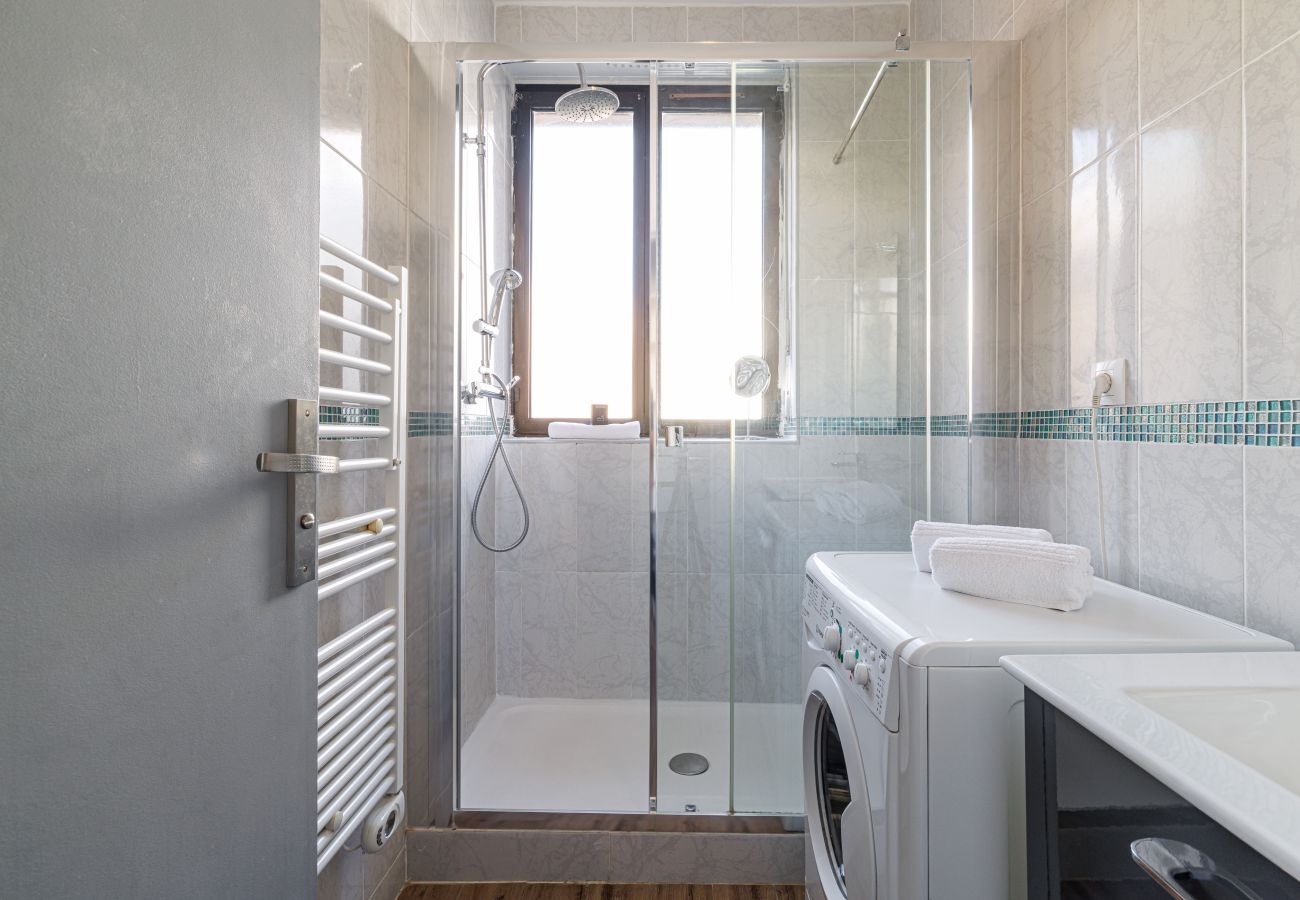 Appartement à Nice - 3 Pièces Ultra Centre - Clim & Balcon