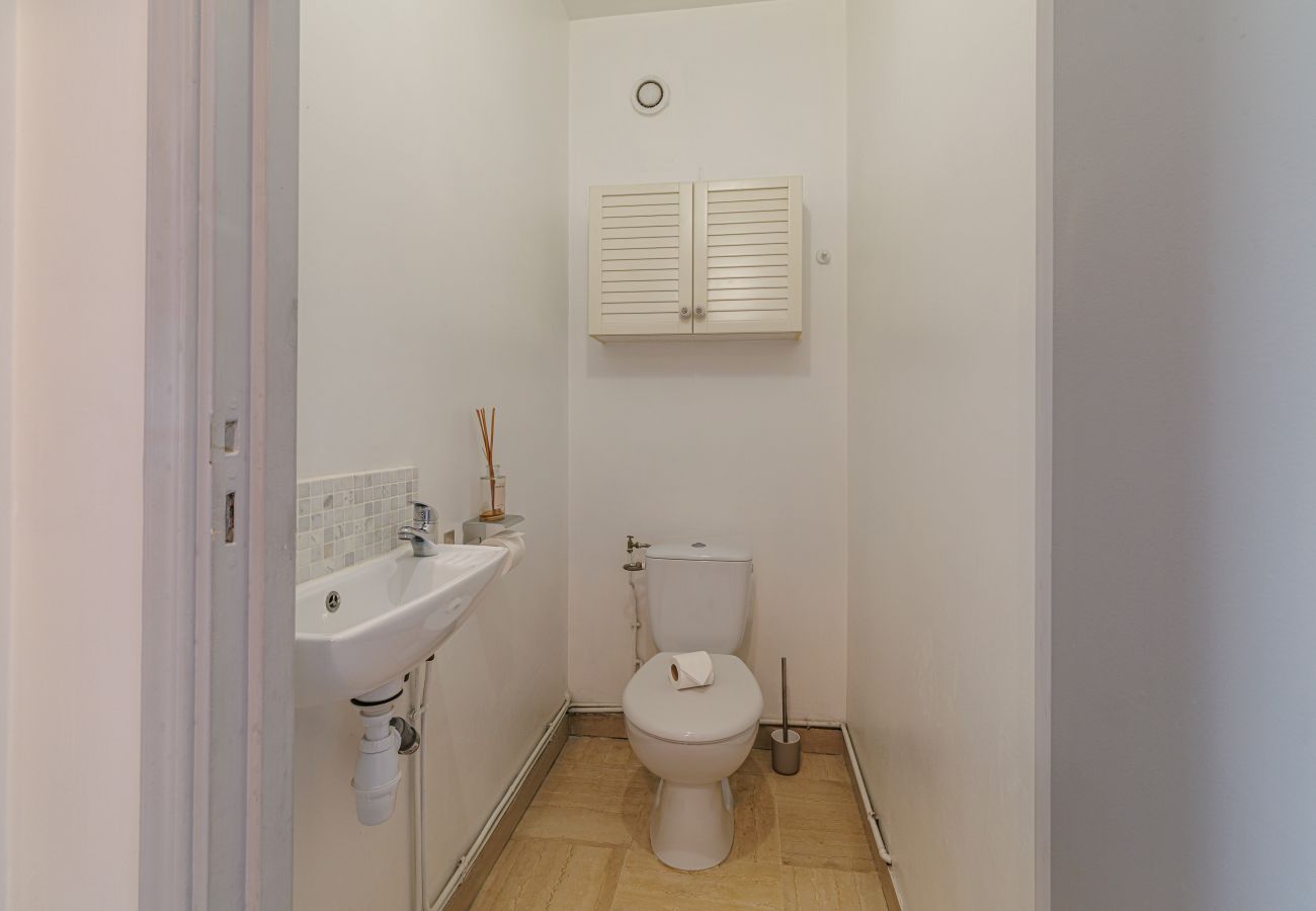 Appartement à Nice - 3 Pièces Ultra Centre - Clim & Balcon