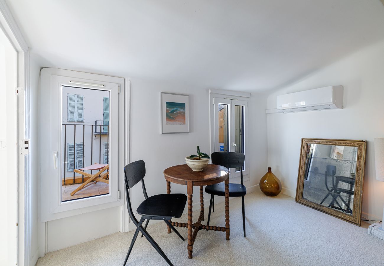 Appartement à Nice - Charmant 2 Pièces Ultra Central