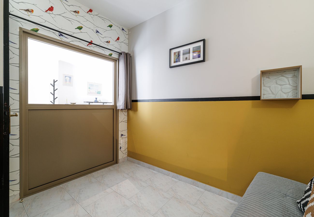 Appartement à Nice - Rue Masséna - 3 pièces au Calme avec Balcon 