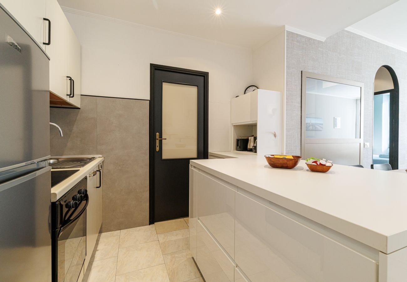 Appartement à Nice - Rue Masséna - 3 pièces au Calme avec Balcon 