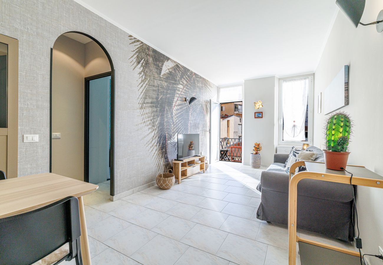 Appartement à Nice - Rue Masséna - 3 pièces au Calme avec Balcon 