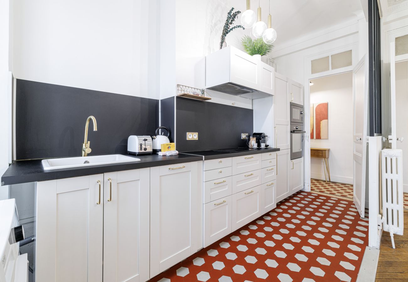 Appartement à Nice - Grand 3 Pièces en Centre Ville proche Gare