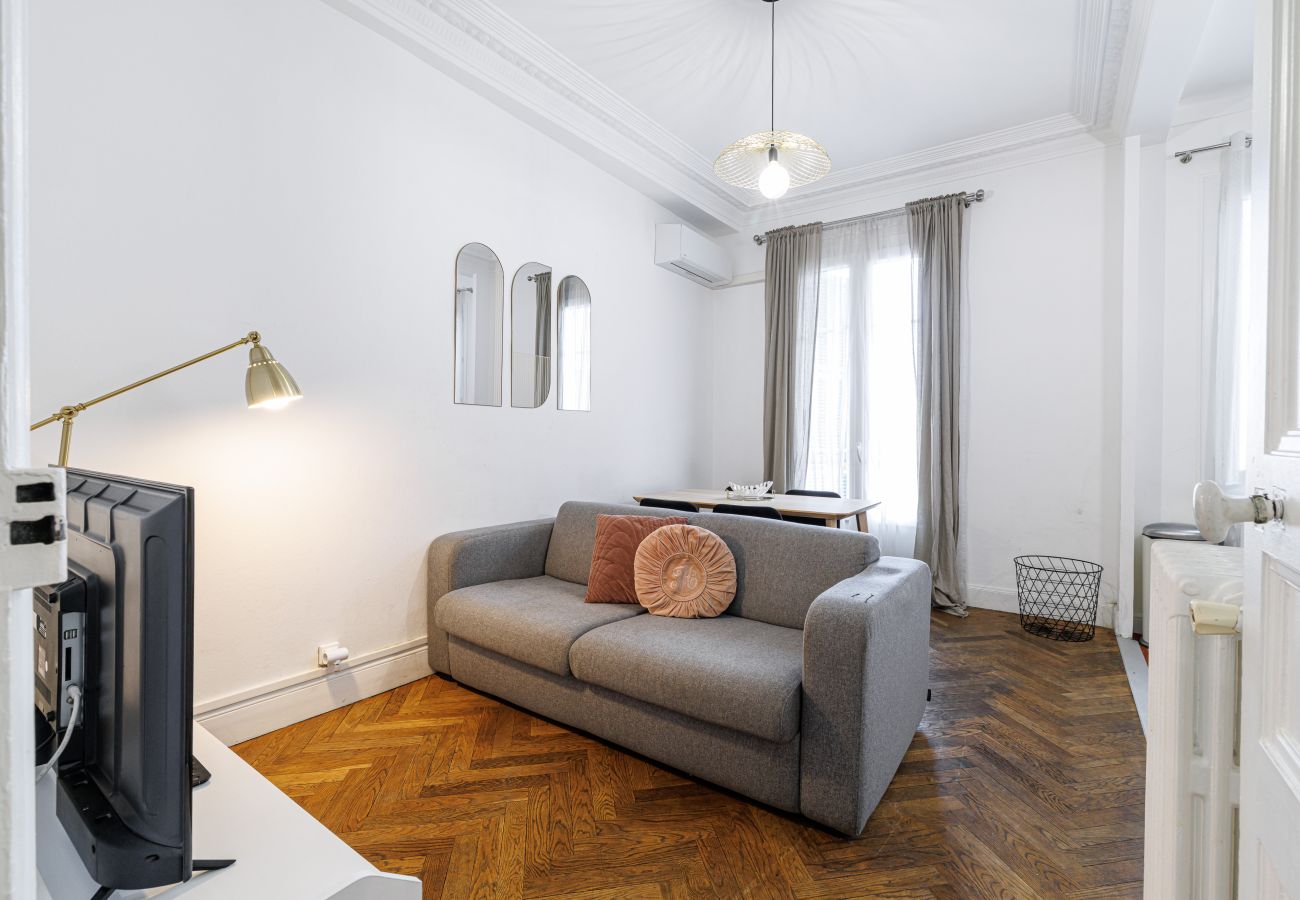 Appartement à Nice - Grand 3 Pièces en Centre Ville proche Gare