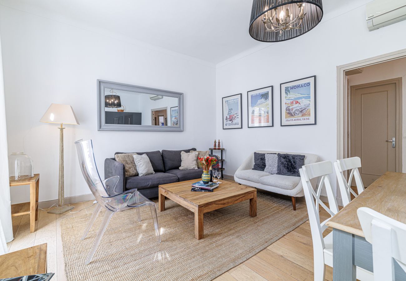 Appartement à Nice - Grand 4 Pièces Central Climatisé - Carré d'Or