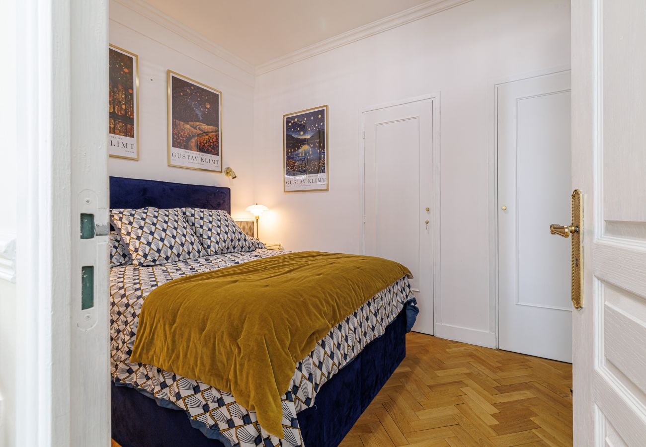 Appartement à Nice - Paisible 2 pièces, Grande Terrasse Plein Soleil