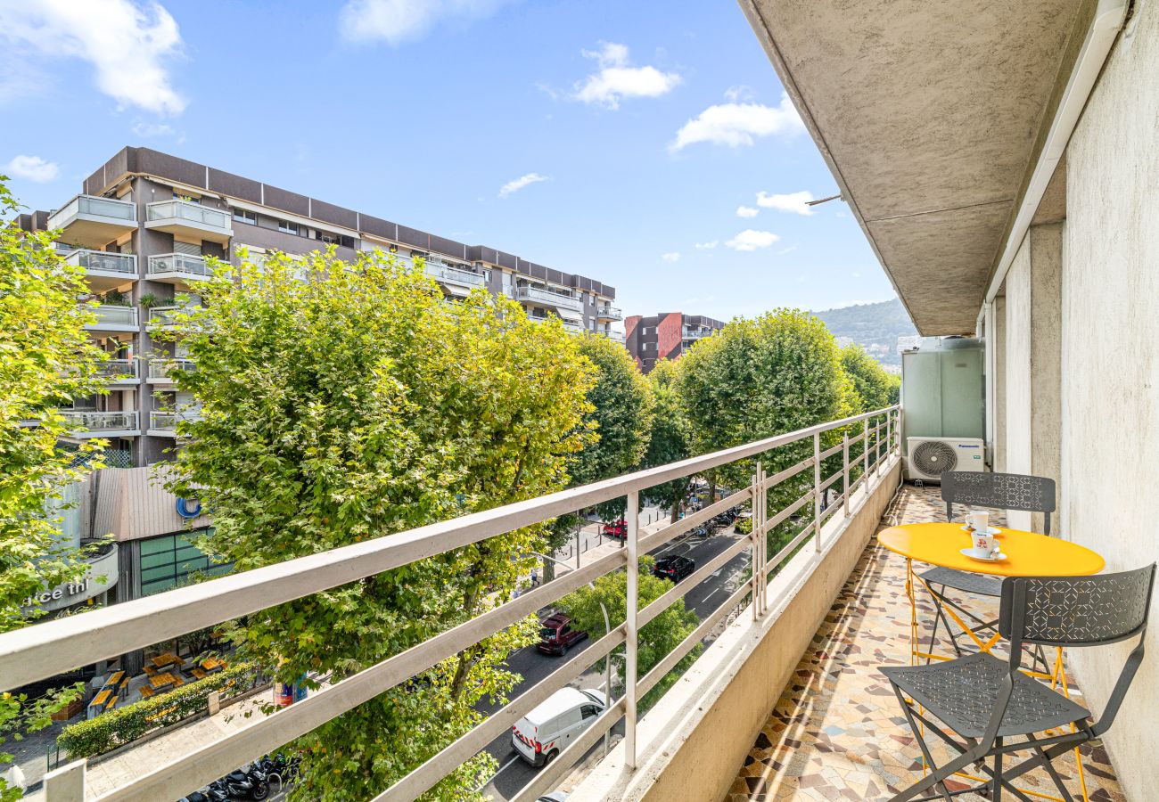 Appartement à Nice - Confortable & Lumineux 3 Pièces