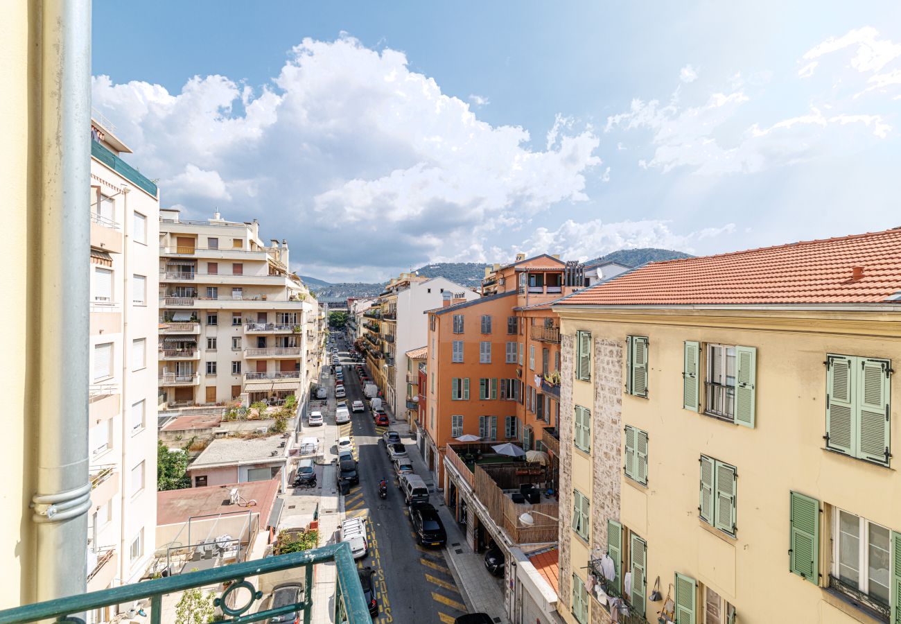 Appartement à Nice - Charmant & Lumineux 2 Pièces